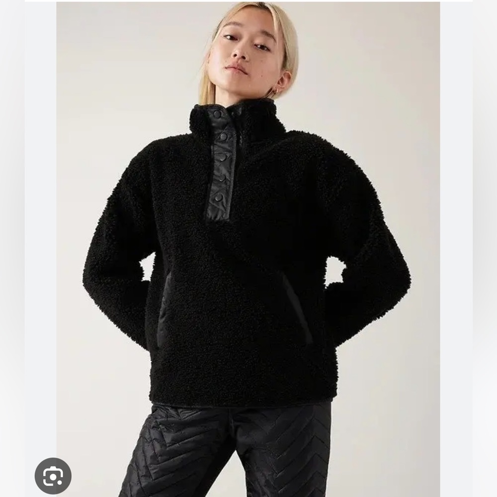 Athleta Cozy Sherpa Snap Sweatshirt // Black